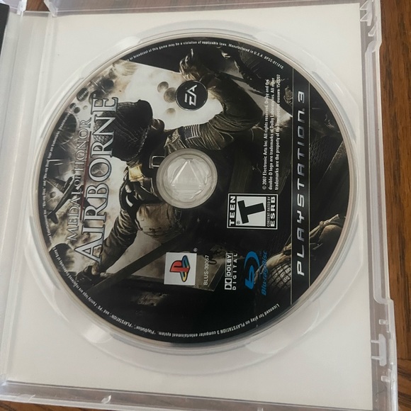 PS3 Game Bundle Grand Theft Auto, Call of Duty Ghosts, and Medal of Honor - Picture 4 of 4